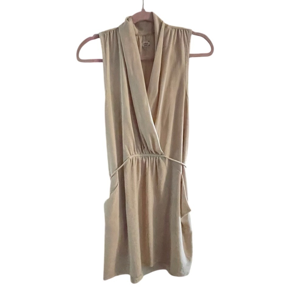 Wilfred Aritzia cream Sleeveless Wrap V-Neck Mini‎ Dress with Pockets Medium